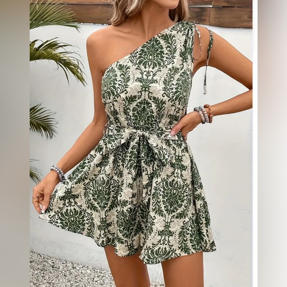 Frenchy allover green and ivory off shoulder flowy belted romper size 1X